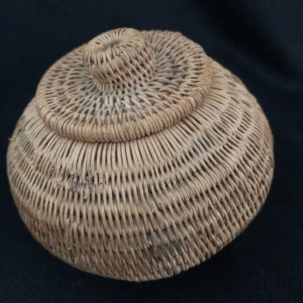 Small Handwoven Small Round Basket with Lid